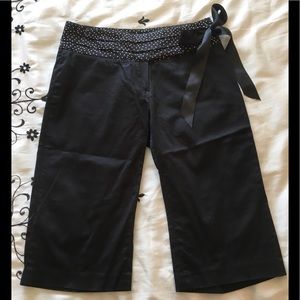 Bermuda/long dress shorts